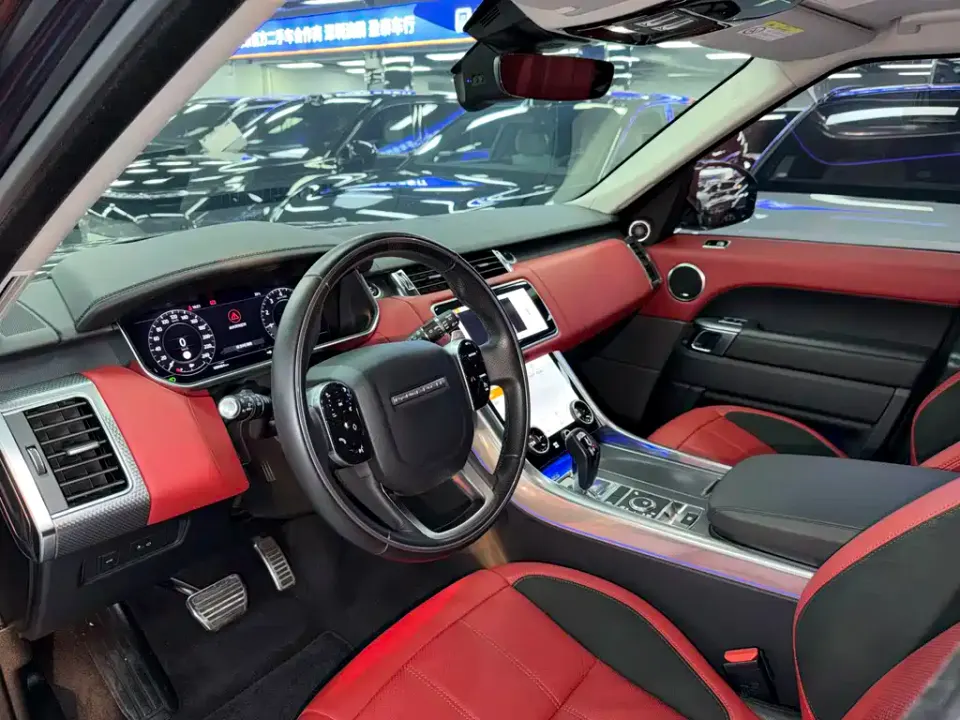 Land Rover Sport