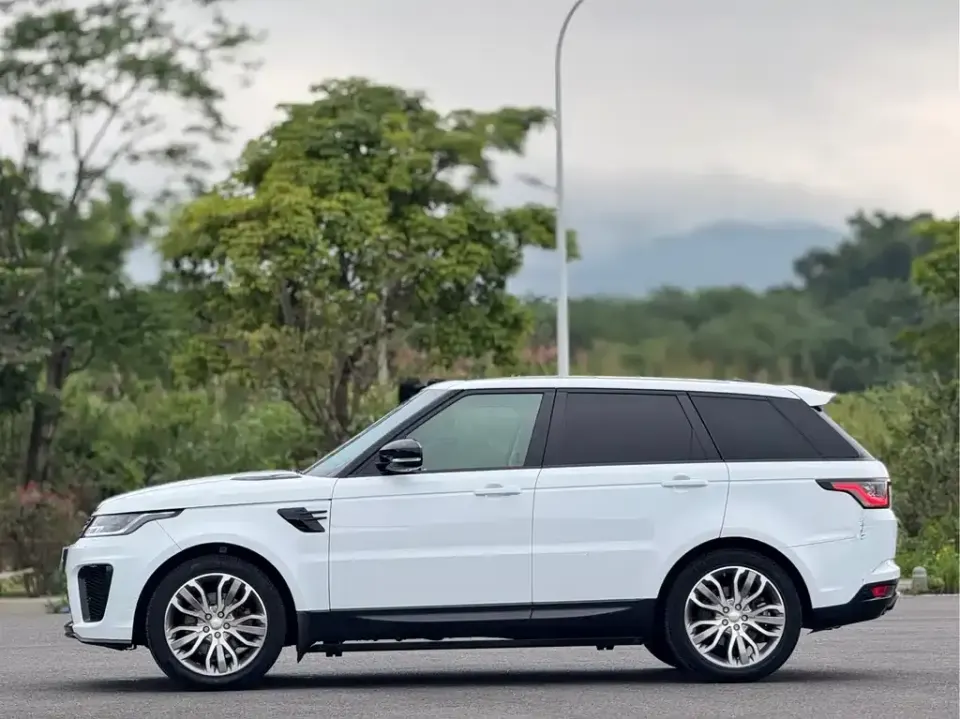 Land Rover Sport