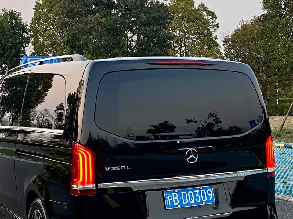Mercedes-Benz V-Class