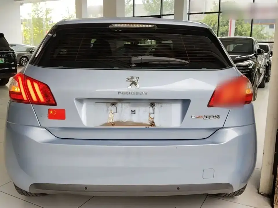 Peugeot 308S