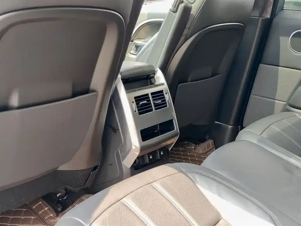 Land Rover Sport