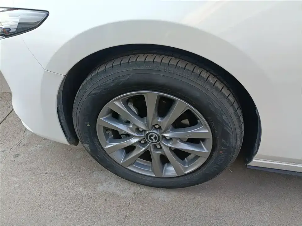 Mazda 3 Axela