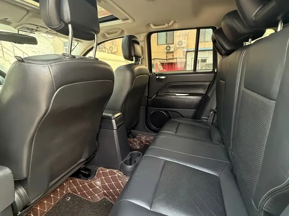 Jeep Compass (Import)