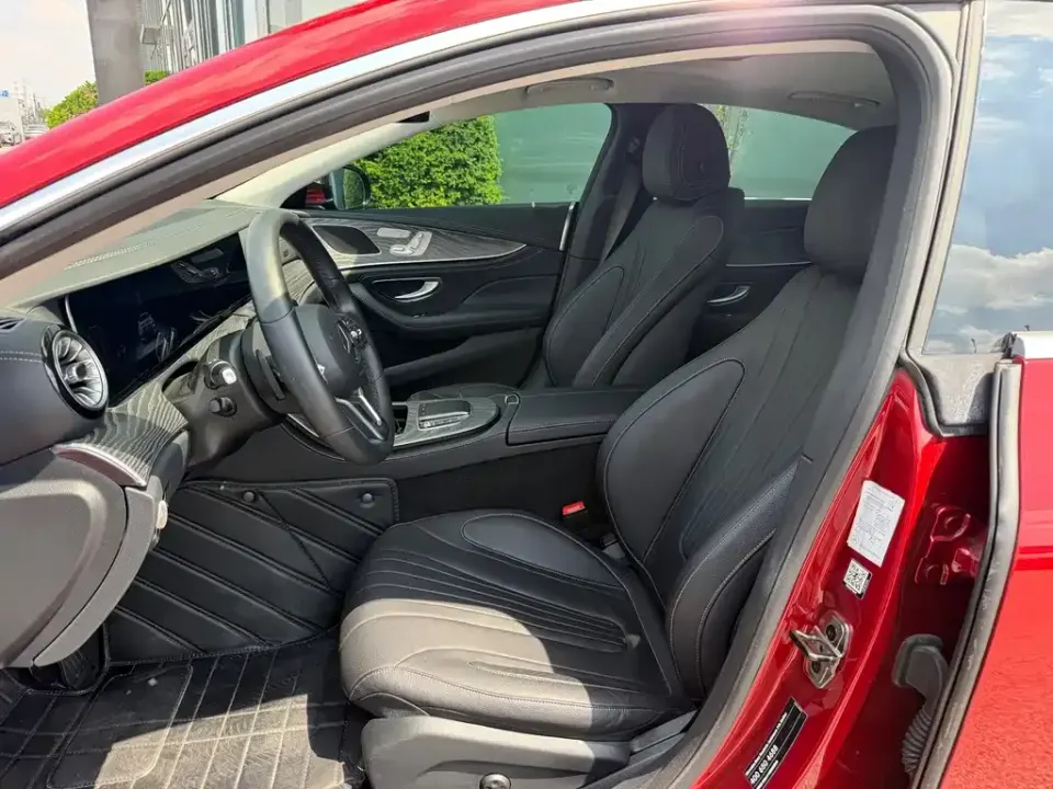 Mercedes-Benz CLS