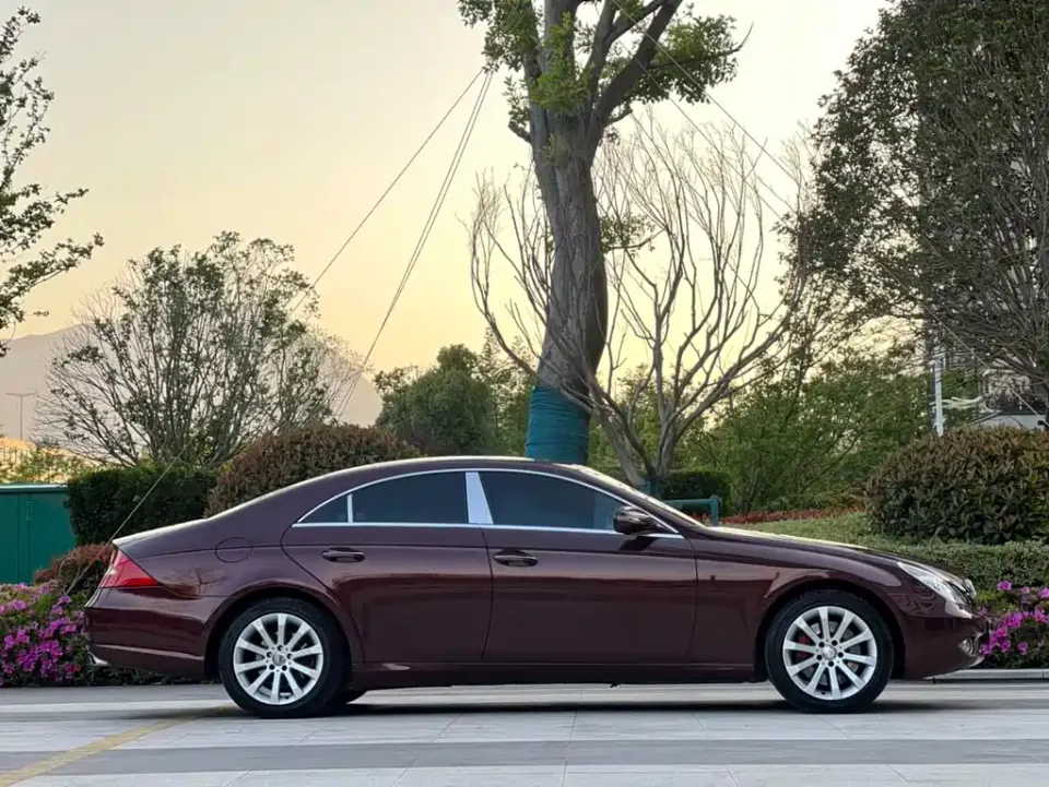 Mercedes-Benz CLS