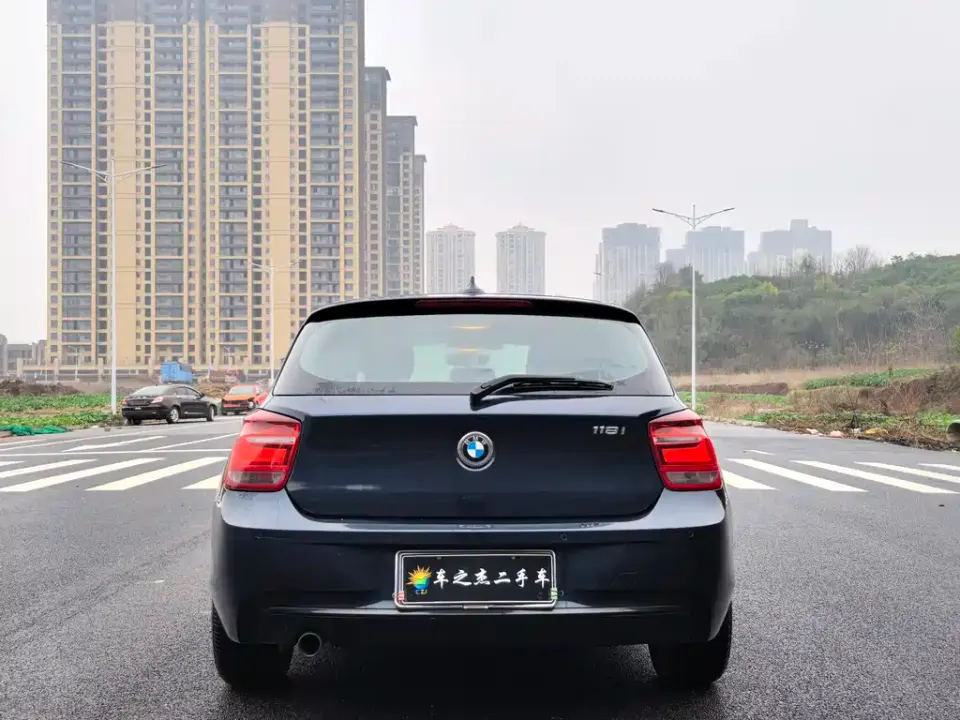 BMW 1 Series (Import)