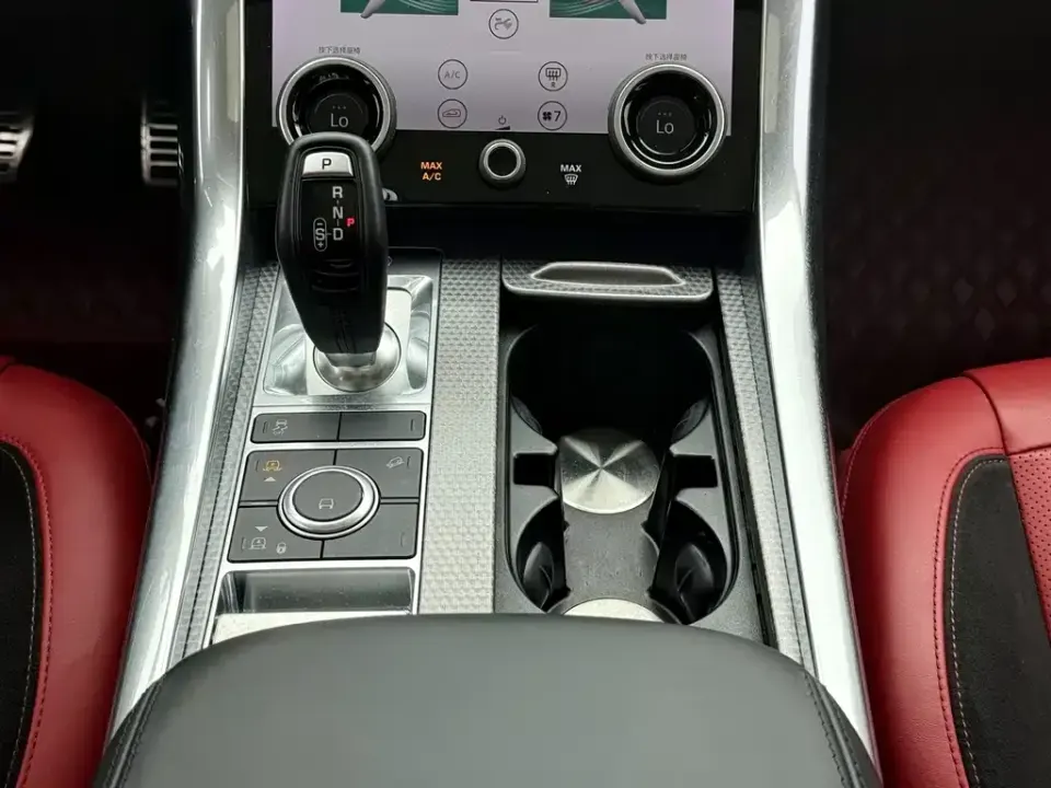 Land Rover Sport