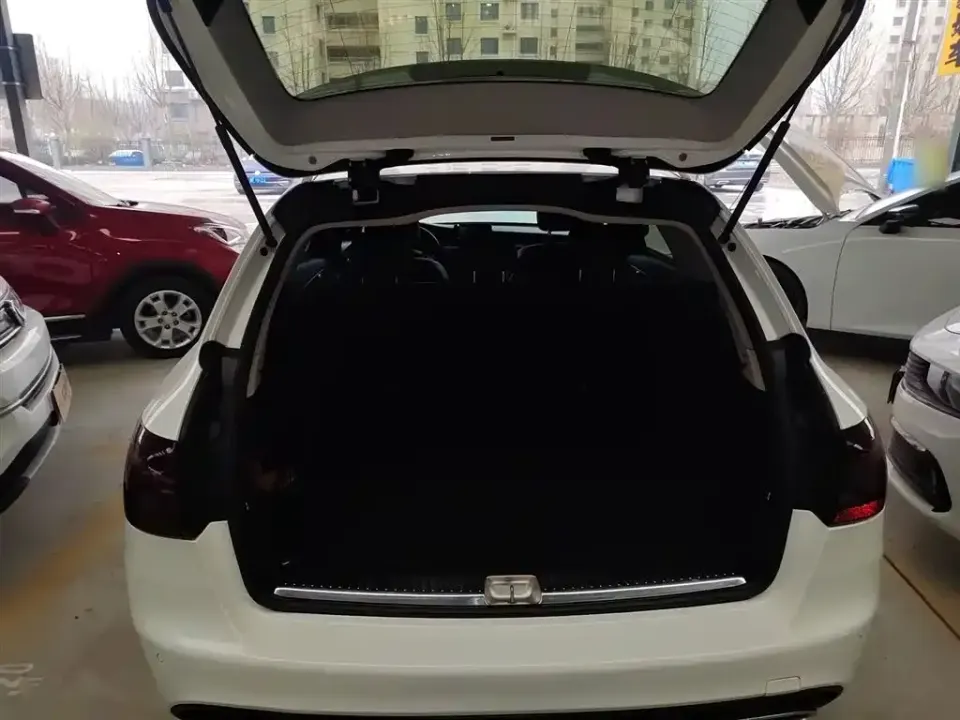Mercedes-Benz C-Class (Import)