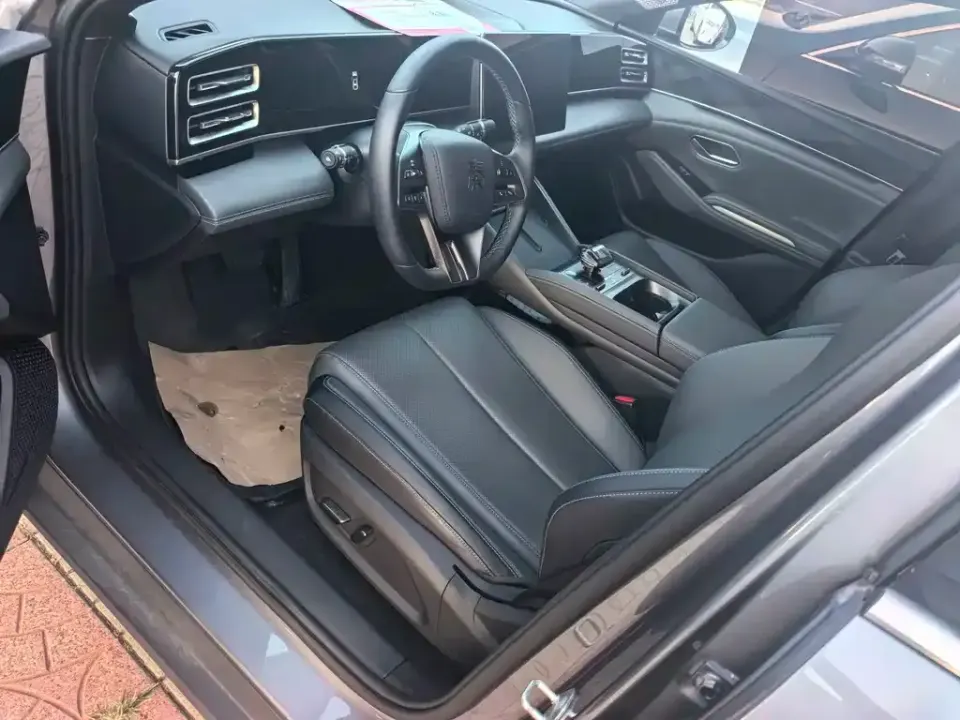 BYD Qin L