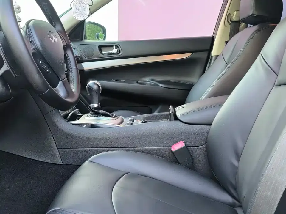 Infiniti G