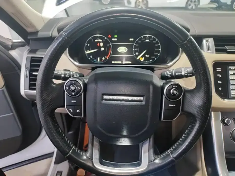 Land Rover Sport