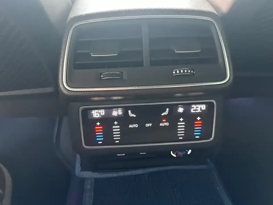 Audi A7L