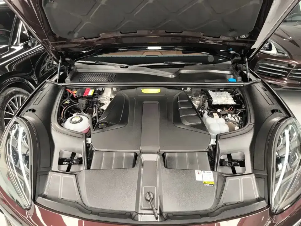 Porsche Cayenne Hybrid