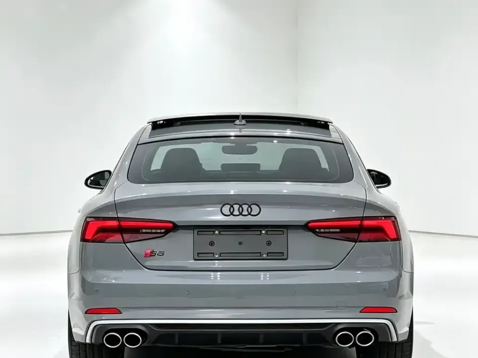 Audi A5 (Import)