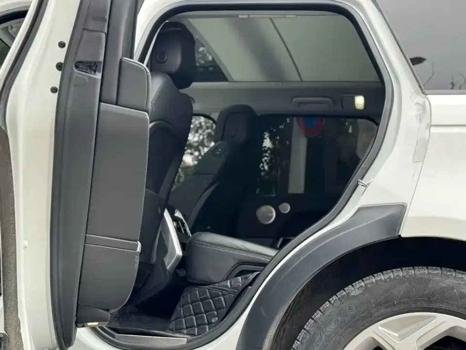 Land Rover Sport