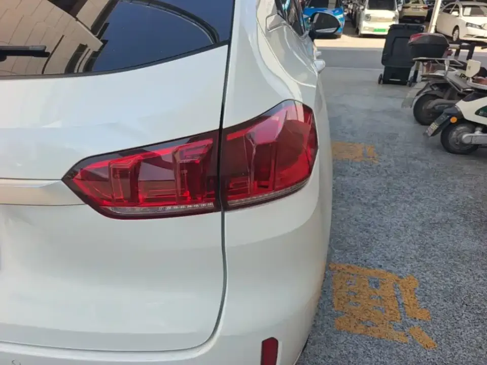 WEY Wey VV5