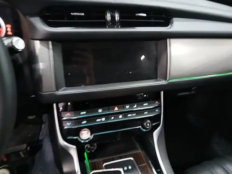 Jaguar XFL