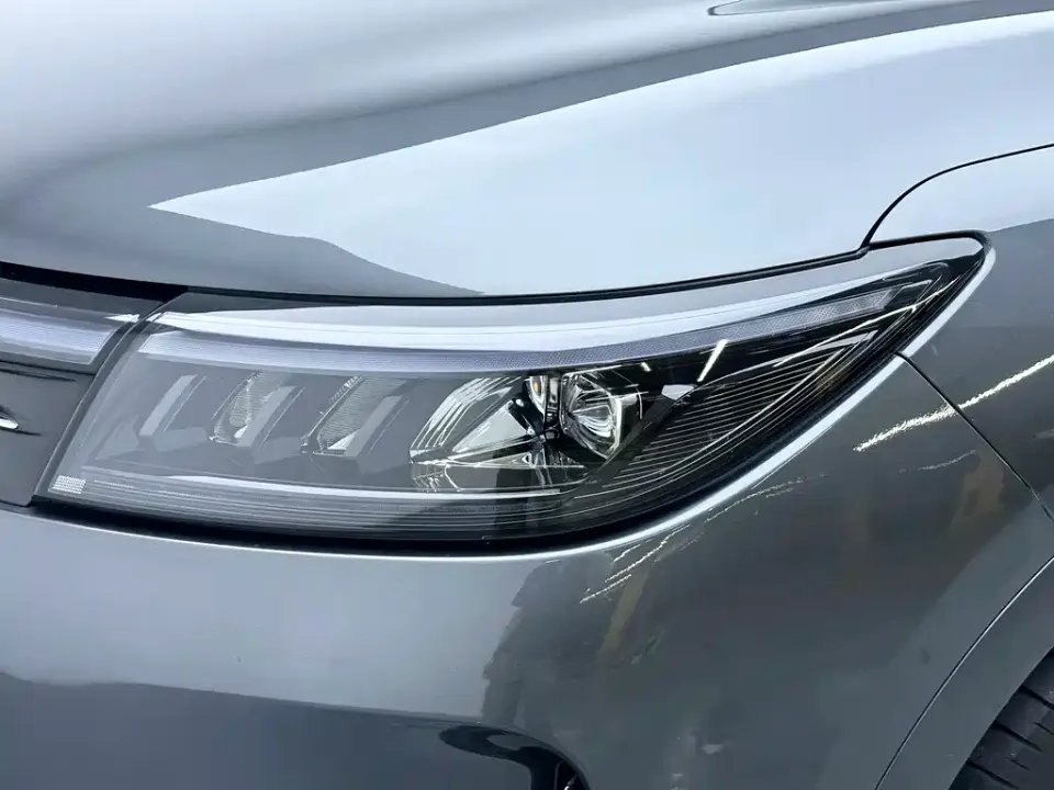 AITO M7