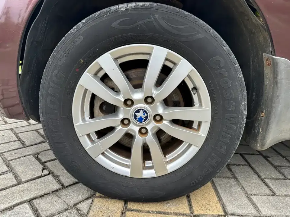 Venucia T70
