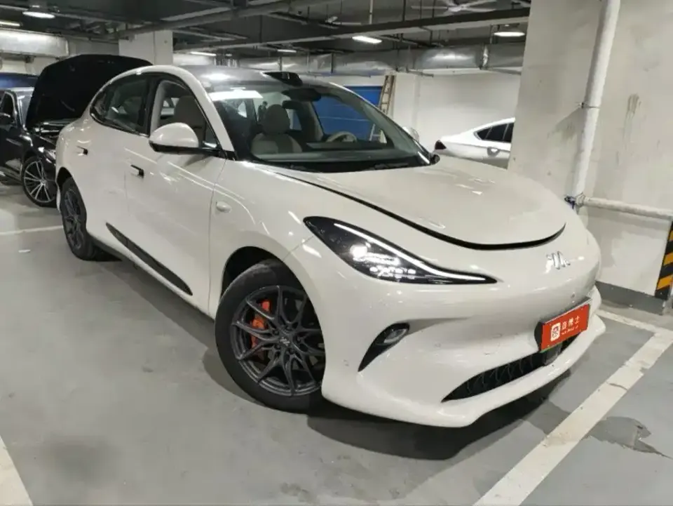 IM Motors IM LS6
