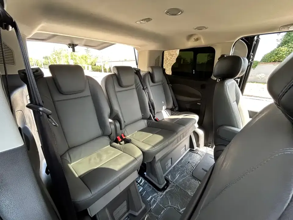 Ford Tourneo