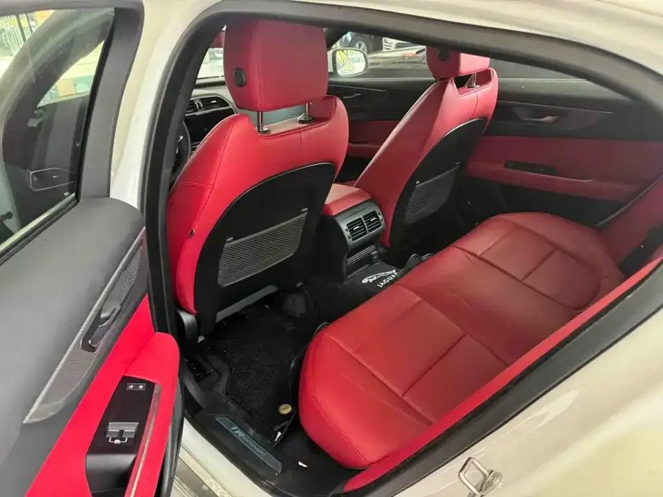 Jaguar XEL