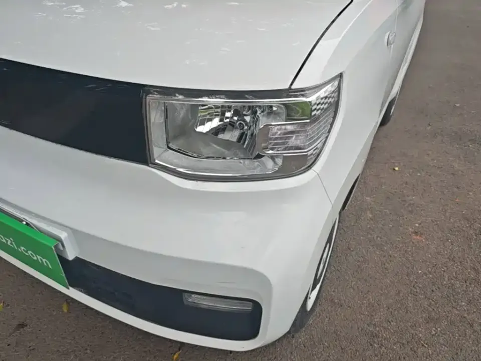 Wuling MINIEV