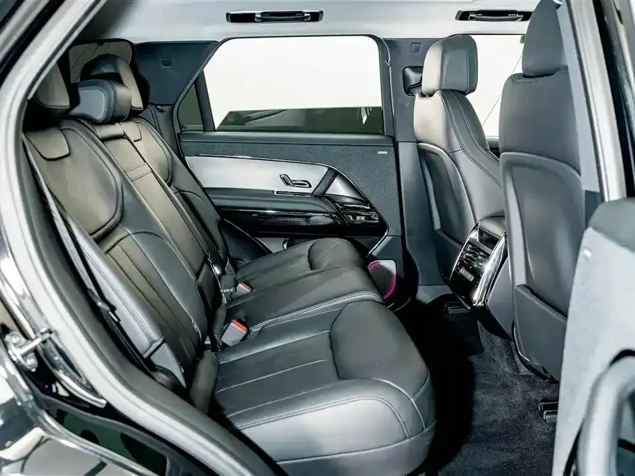 Land Rover Sport