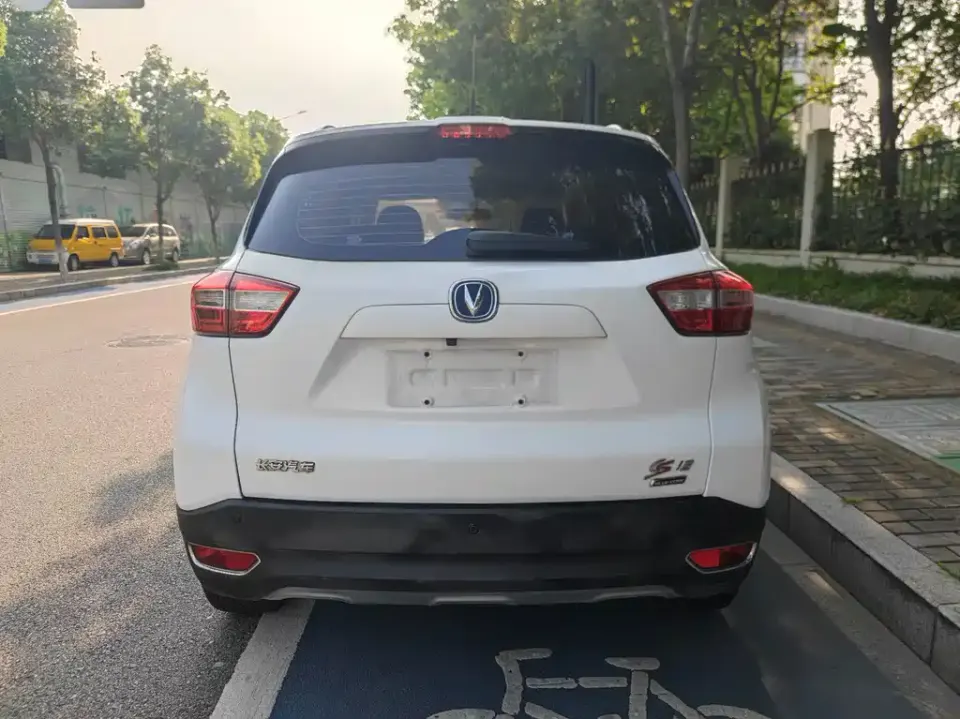 Changan CS15