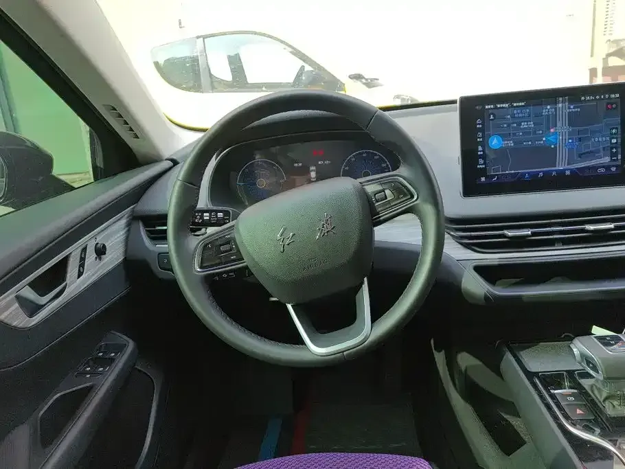 Hongqi Hongqi E-QM5