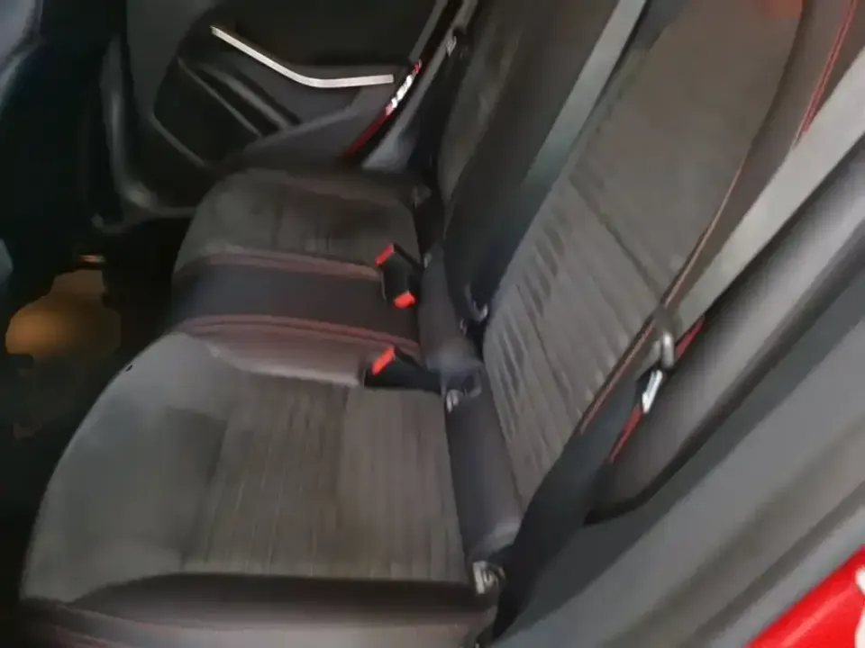 Mercedes-Benz CLA (Import)