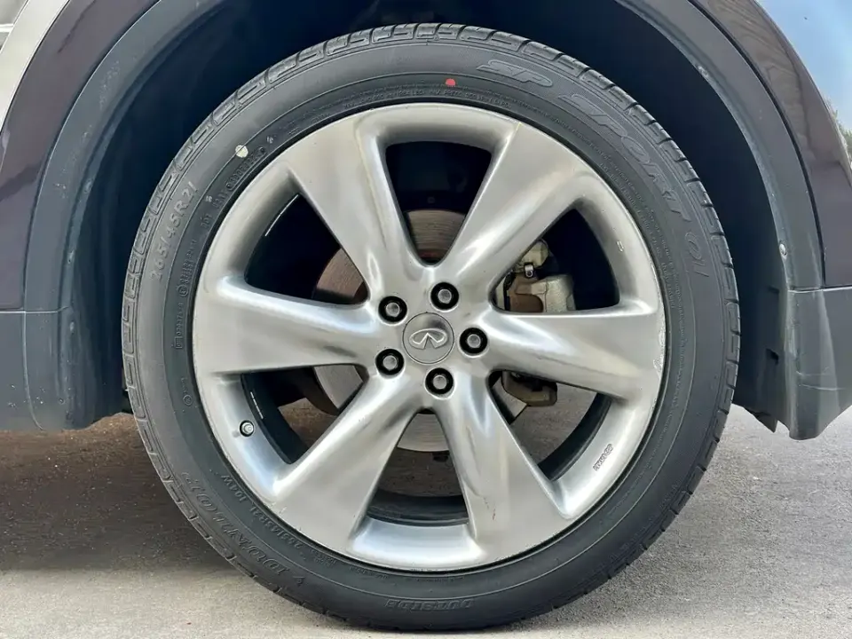 Infiniti FX