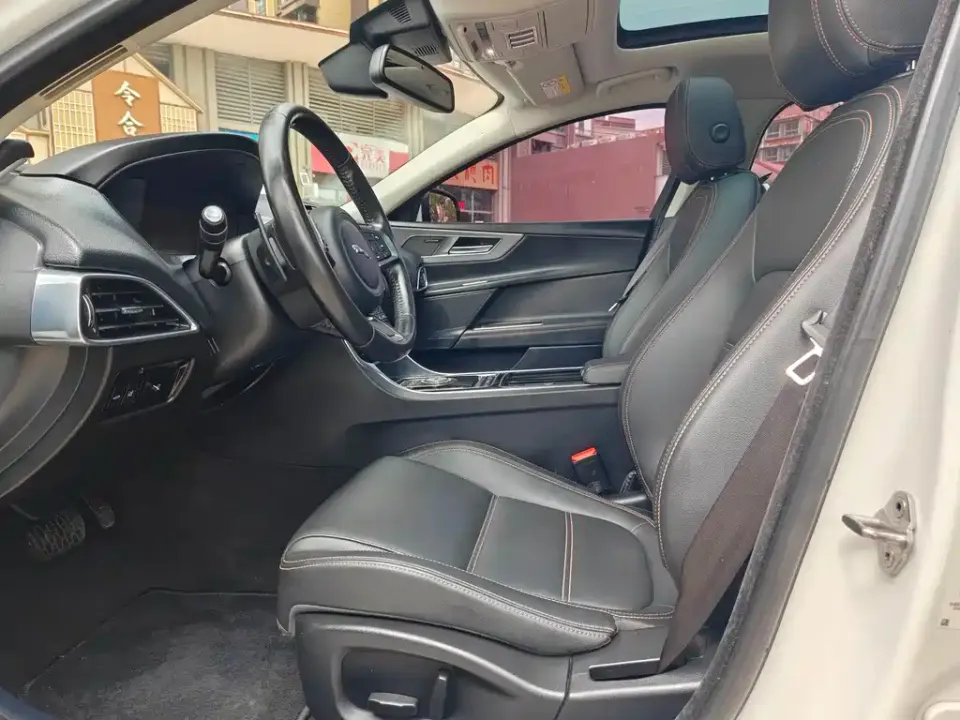 Jaguar XEL