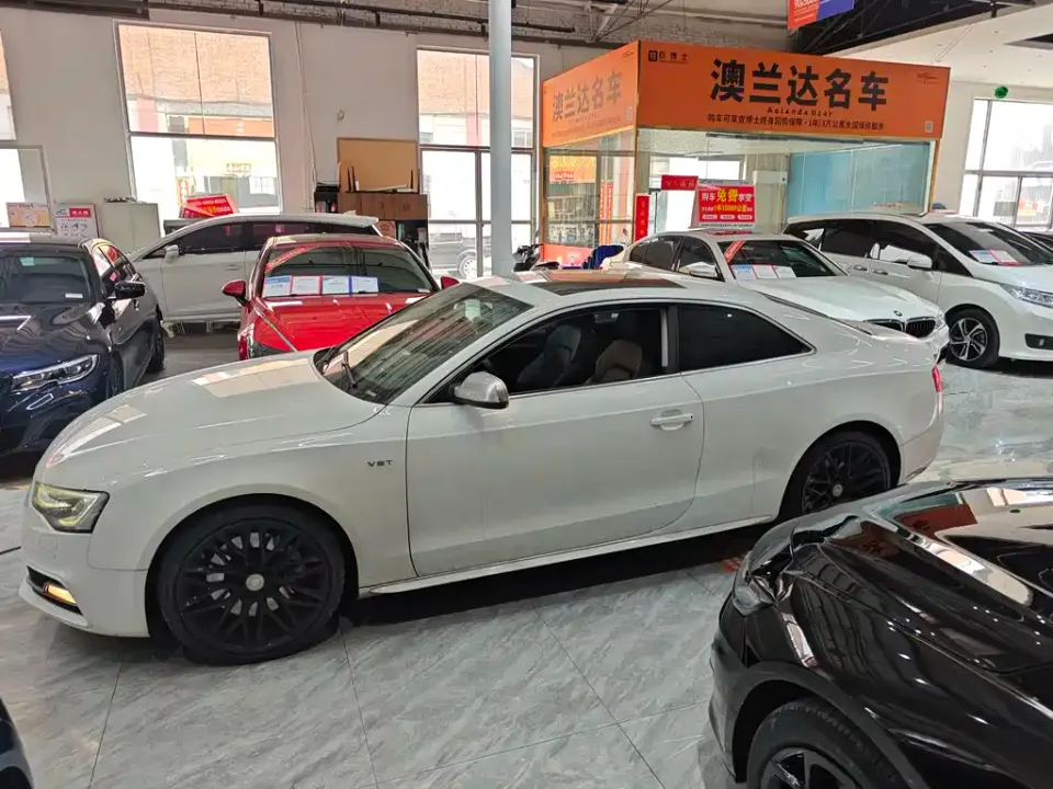 Audi A5 (Import)