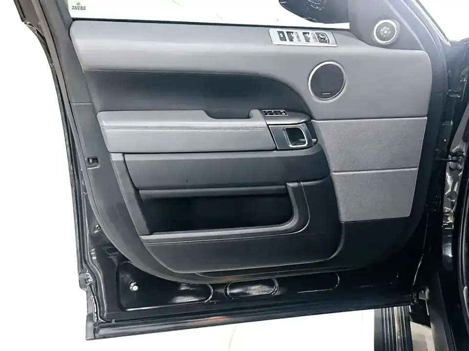 Land Rover Sport