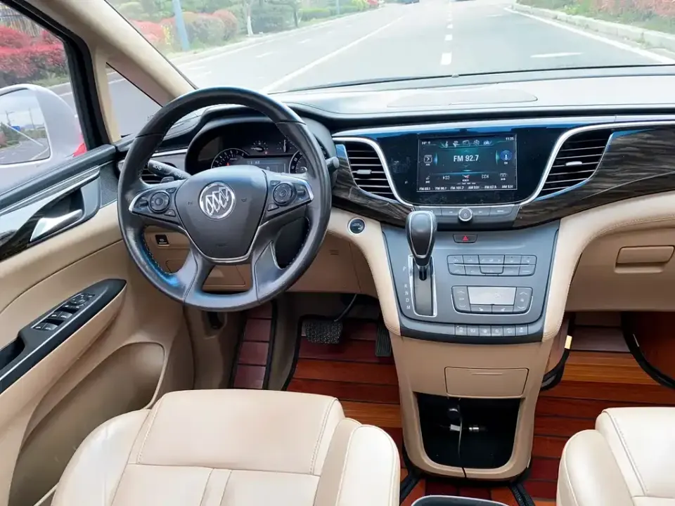 Buick GL8