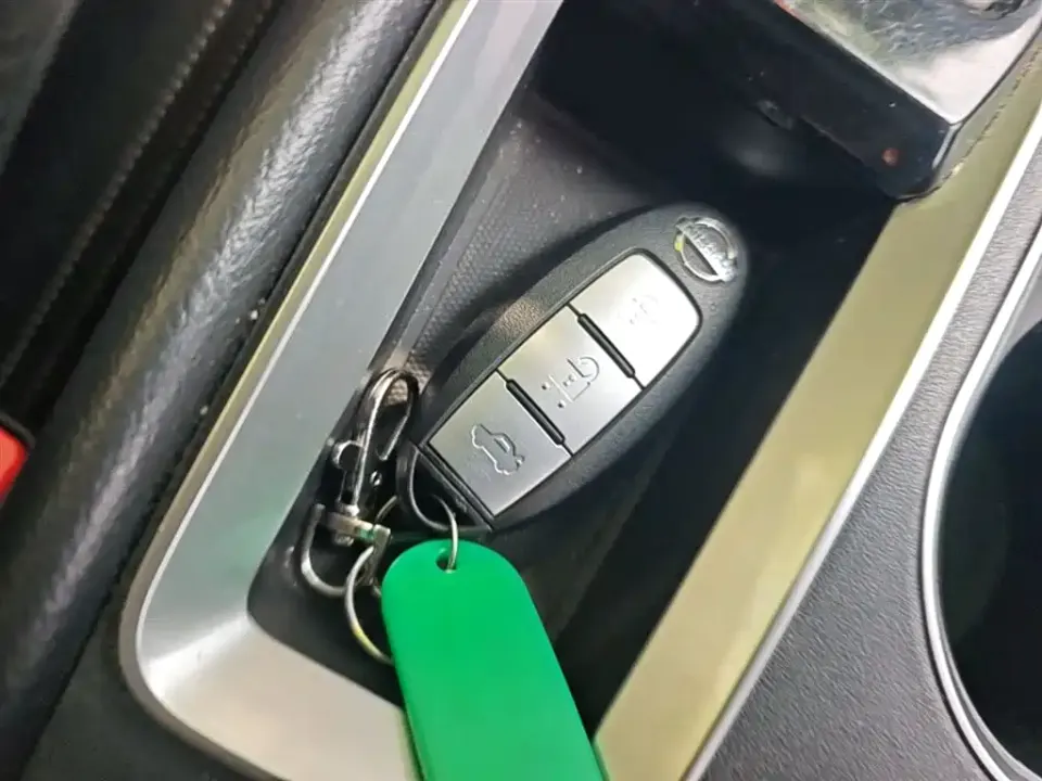 Nissan Teana
