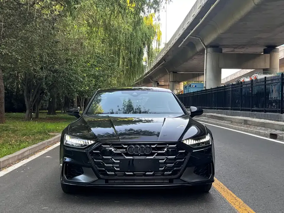 Audi A7L