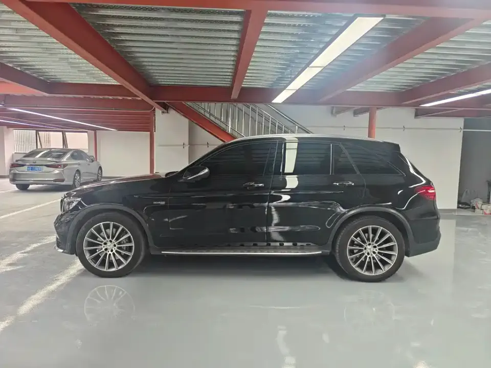 Mercedes-Benz GLC AMG