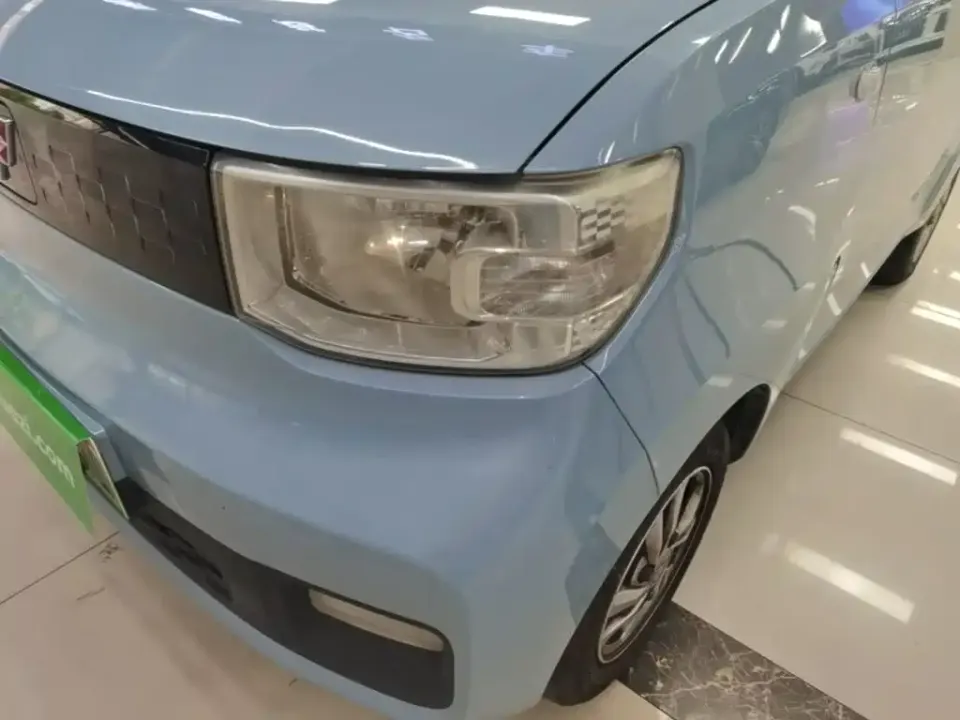 Wuling MINIEV