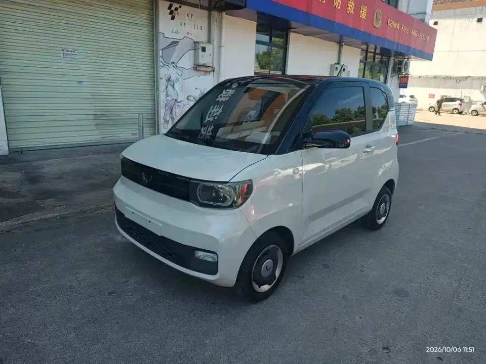 Wuling MINIEV