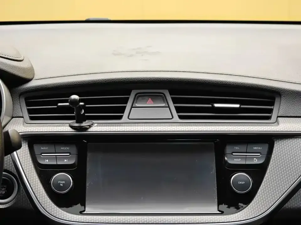Geely Emgrand GS