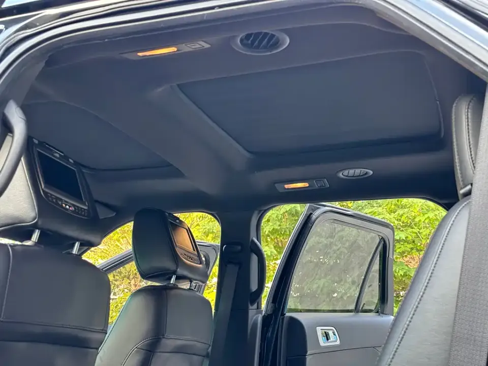 Ford Explorer (Import)