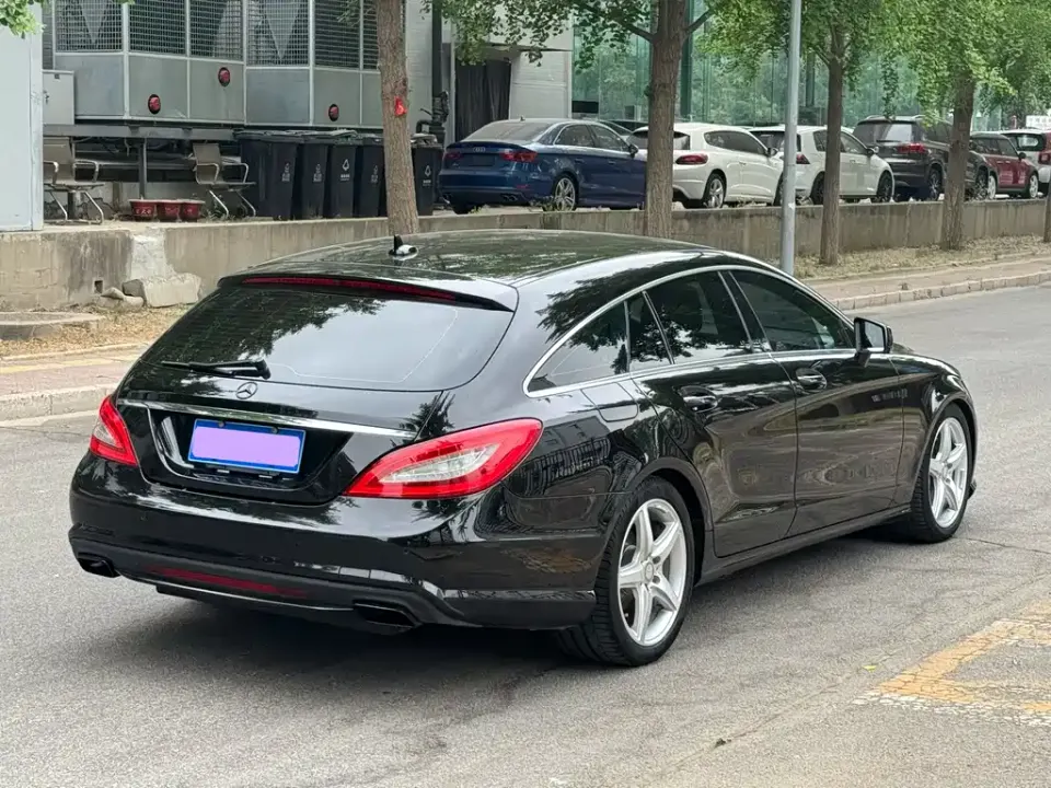 Mercedes-Benz CLS