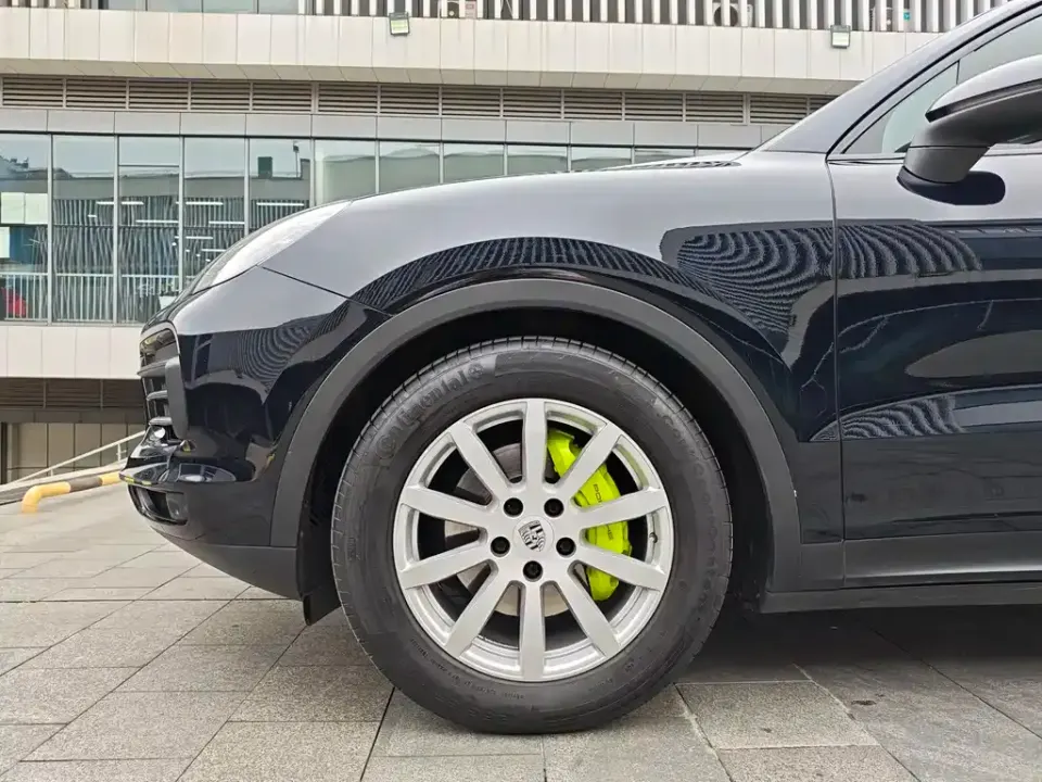 Porsche Cayenne Hybrid