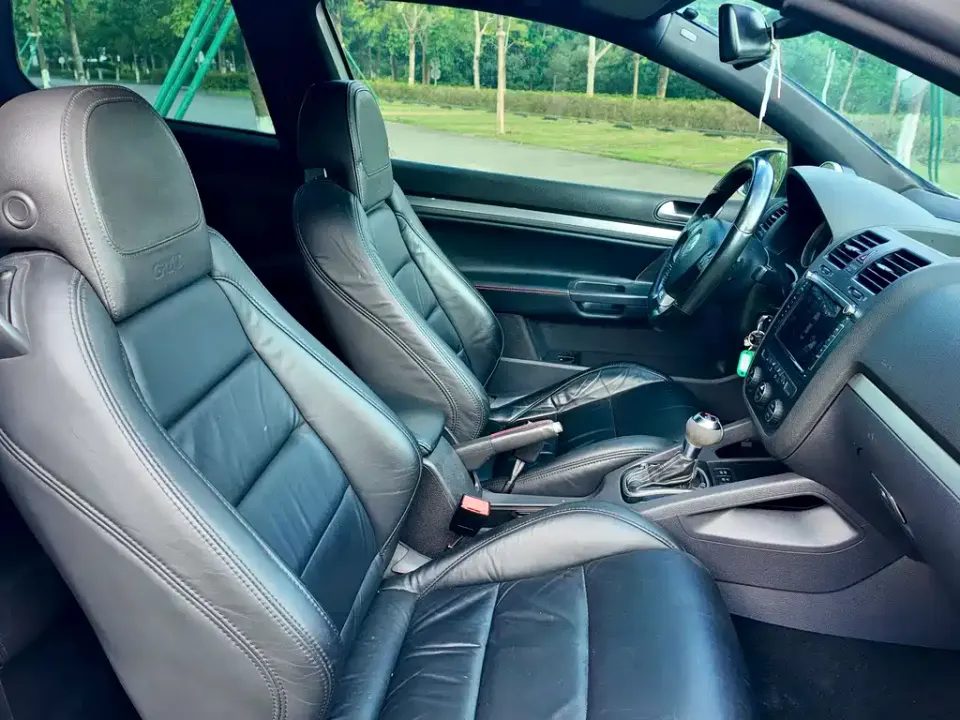 Volkswagen Golf (Import)