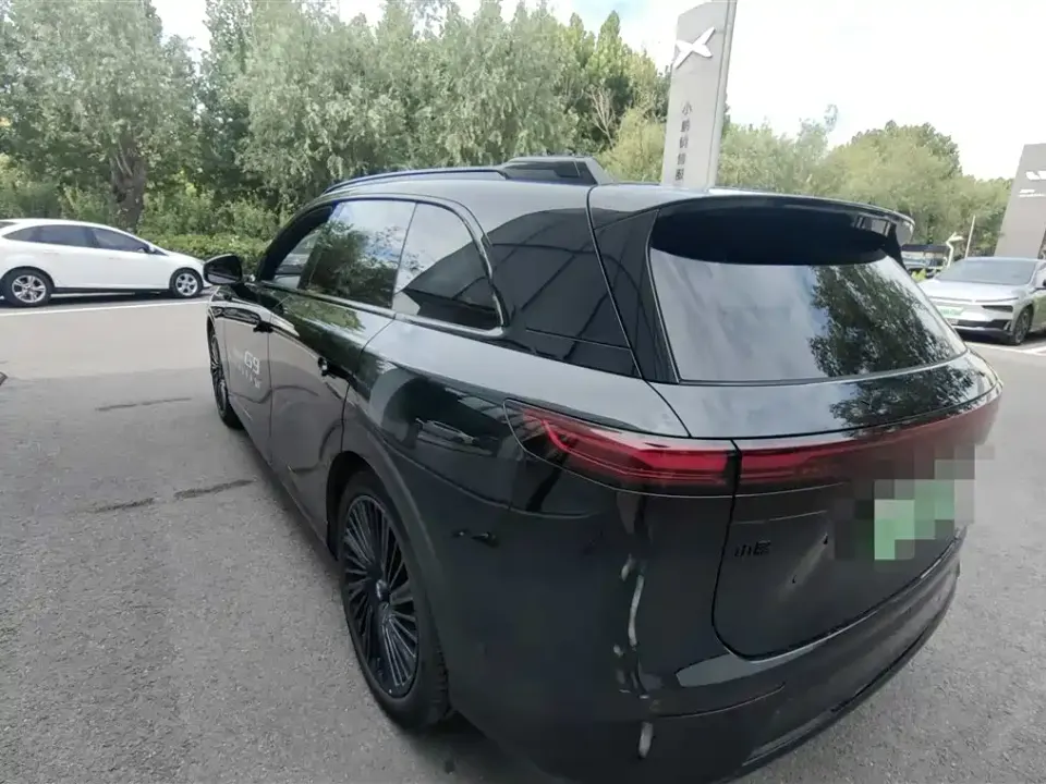 Xpeng G9