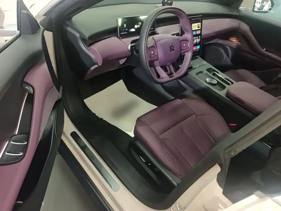 Nio ET5T