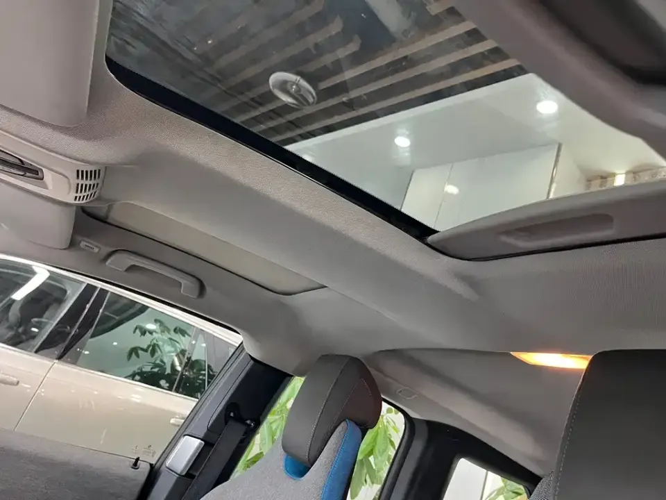 BMW i3 (Import)