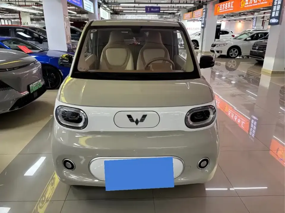 Wuling MINIEV
